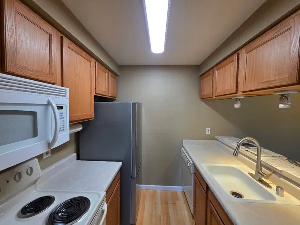 $143,999 | 4326 Melody Lane, Unit 202, Madison, WI 53704