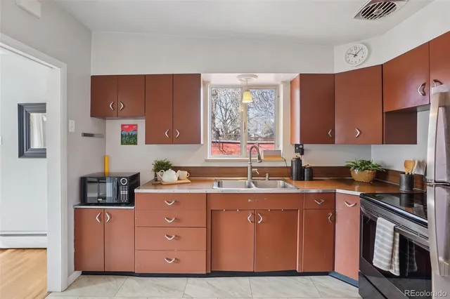 $575,000 | 1531 South Leyden Street, Denver, CO 80224