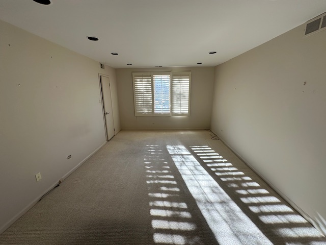 1125 Lake Cook Road, Unit 203E Northbrook, IL 60062 - Photo 9 of 13 a view of room with window