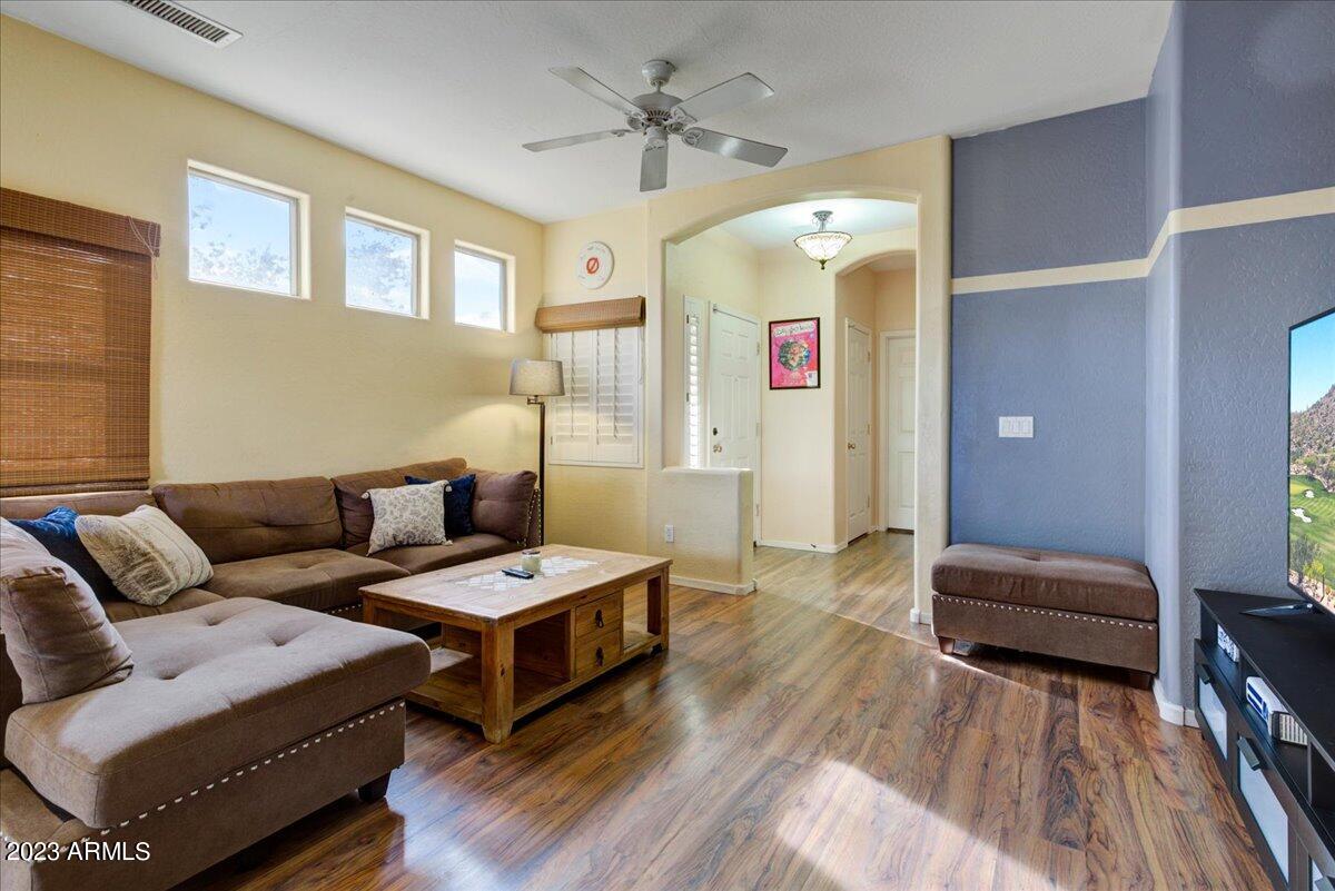 44 South Greenfield Road, Unit 6 Mesa, AZ 85206 - Photo 3 of 15 03-Living Room
