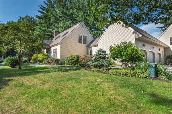 28 Stratham Green Road, Unit 28 Stratham, NH 03885 - Photo 27 of 30