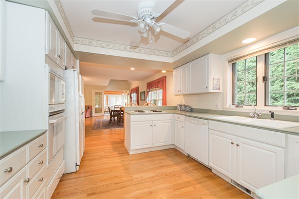 28 Stratham Green Road, Unit 28 Stratham, NH 03885 - Photo 10 of 30