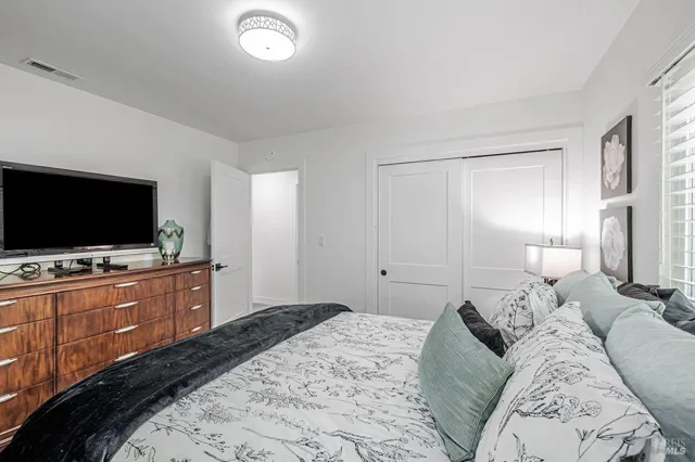 $1,875,000 | 472 Irving Court, Tiburon, CA 94920