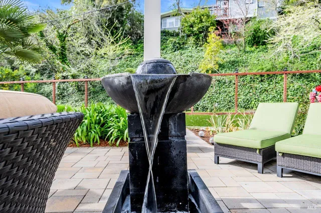 $1,875,000 | 472 Irving Court, Tiburon, CA 94920