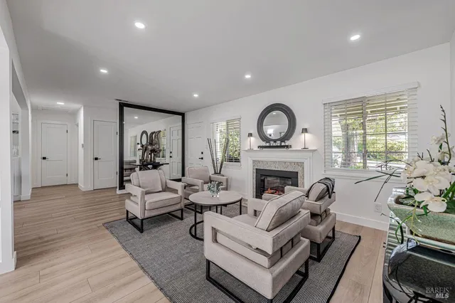 $1,875,000 | 472 Irving Court, Tiburon, CA 94920