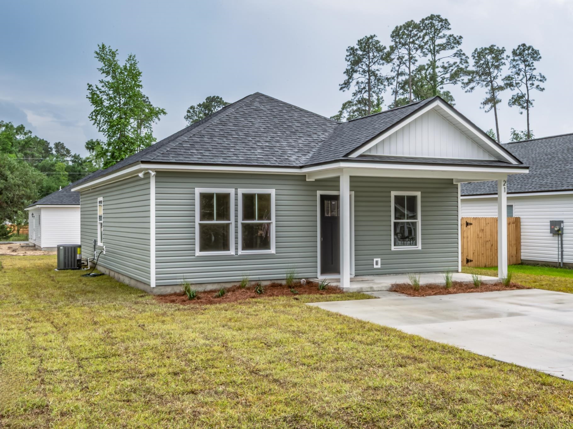 74 Redman Road Crawfordville, FL 32327 - Photo 3 of 38
