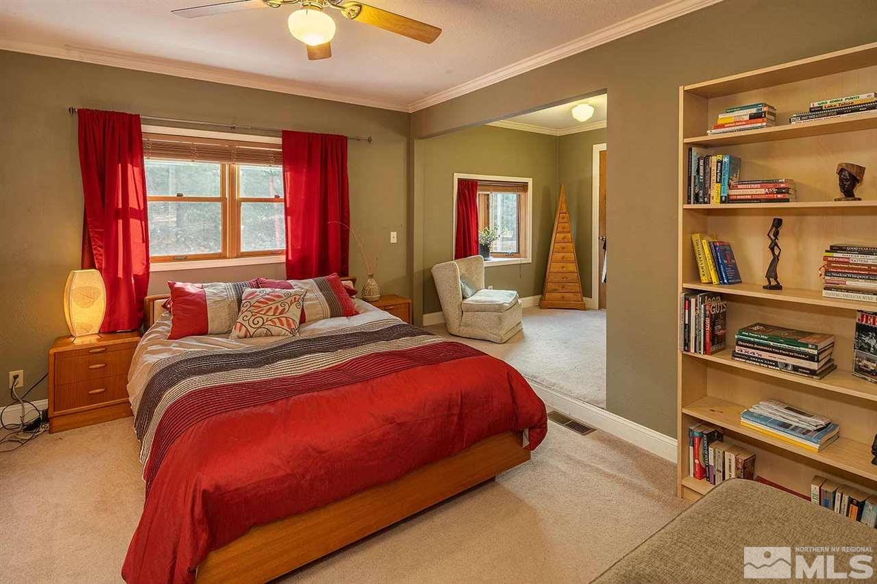 21861 Bowie Road Reno, NV 89521 - Photo 9 of 25 a bedroom with bed and window
