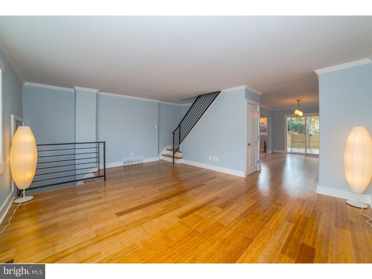3344 Gurley Road Philadelphia, PA 19154 - Photo 4 of 24 Living Room