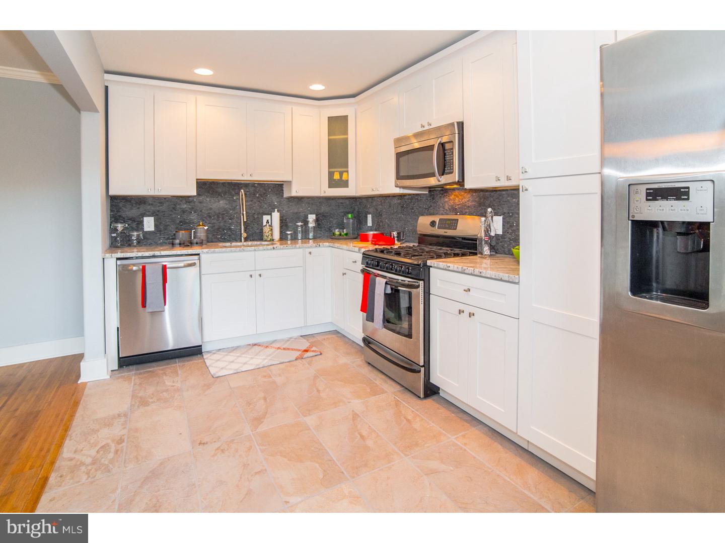 3344 Gurley Road Philadelphia, PA 19154 - Photo 6 of 24 Kitchen