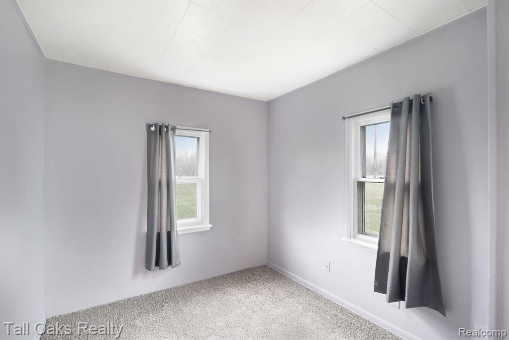 5381 Richfield Road Flint, MI 48506 - Photo 14 of 15