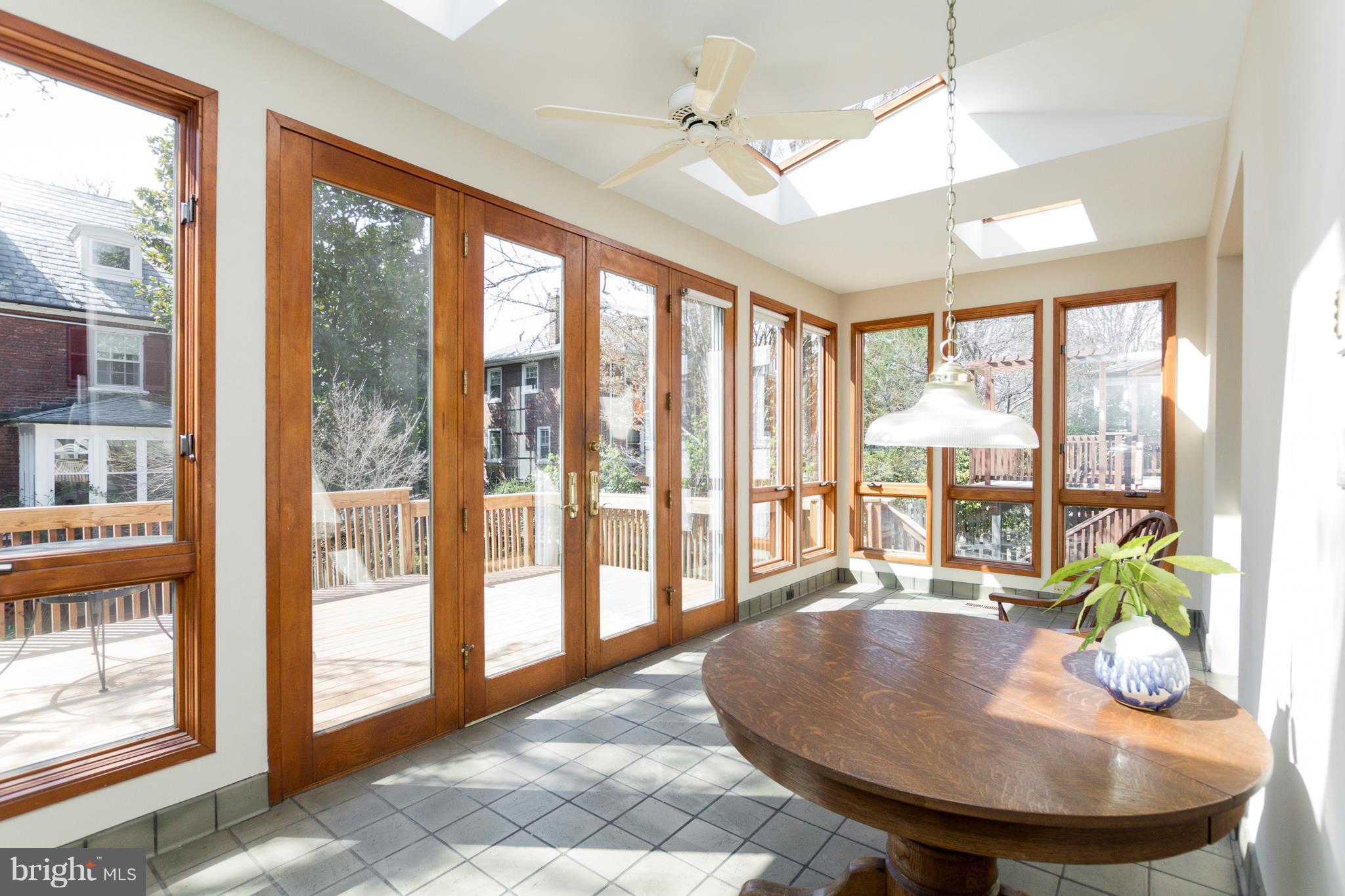 3920 Cloverhill Road Baltimore, MD 21218 - Photo 2 of 29 Interior (General)
