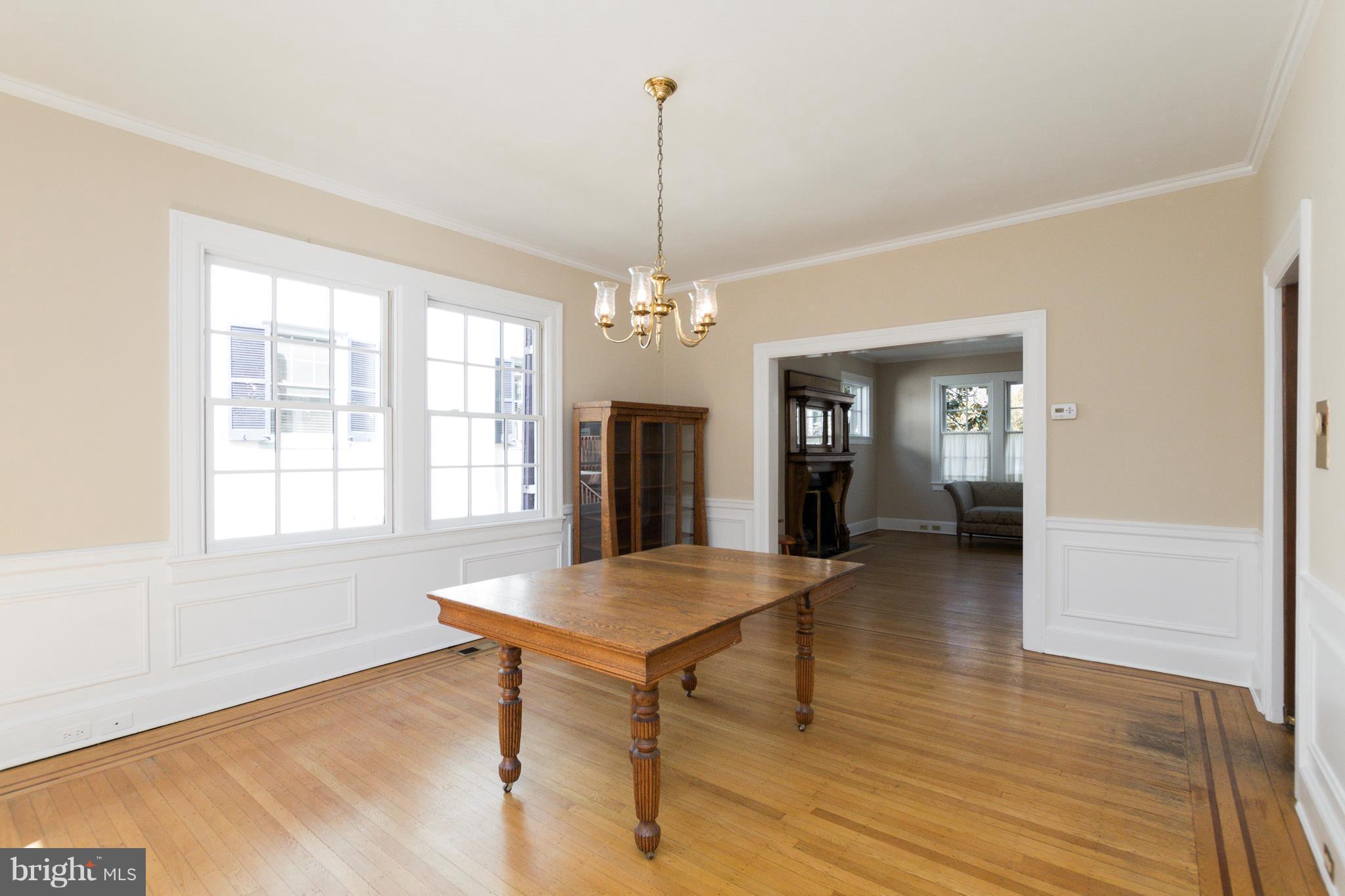 3920 Cloverhill Road Baltimore, MD 21218 - Photo 11 of 29 Dining Room