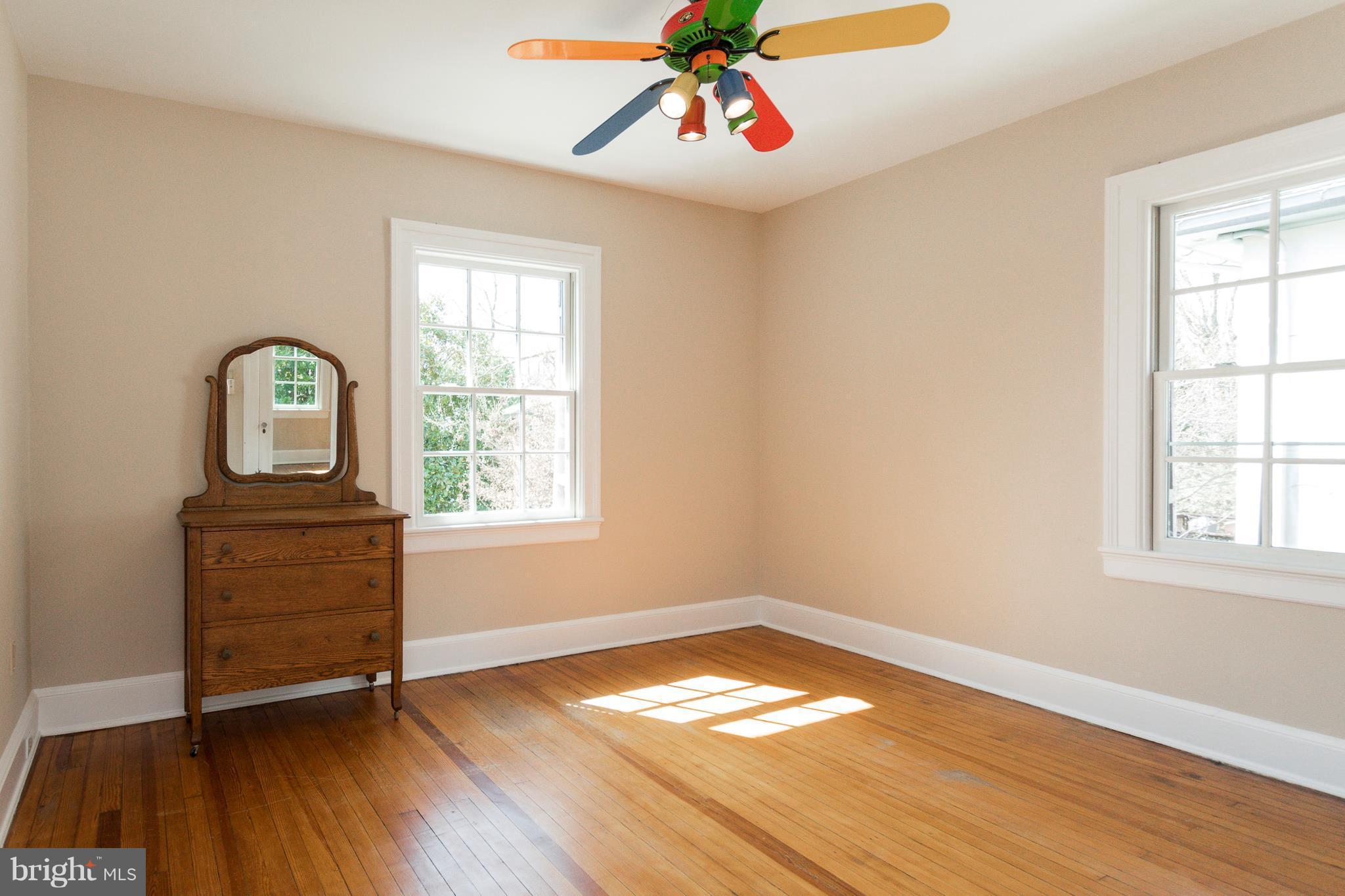 3920 Cloverhill Road Baltimore, MD 21218 - Photo 20 of 29 Bedroom