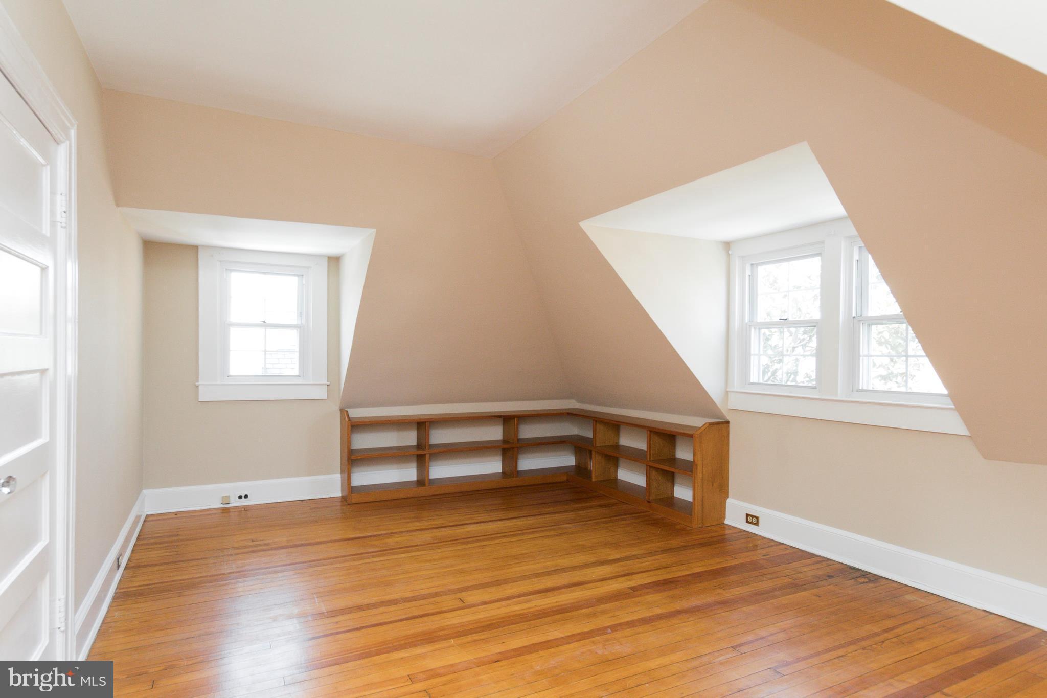 3920 Cloverhill Road Baltimore, MD 21218 - Photo 22 of 29 Bedroom