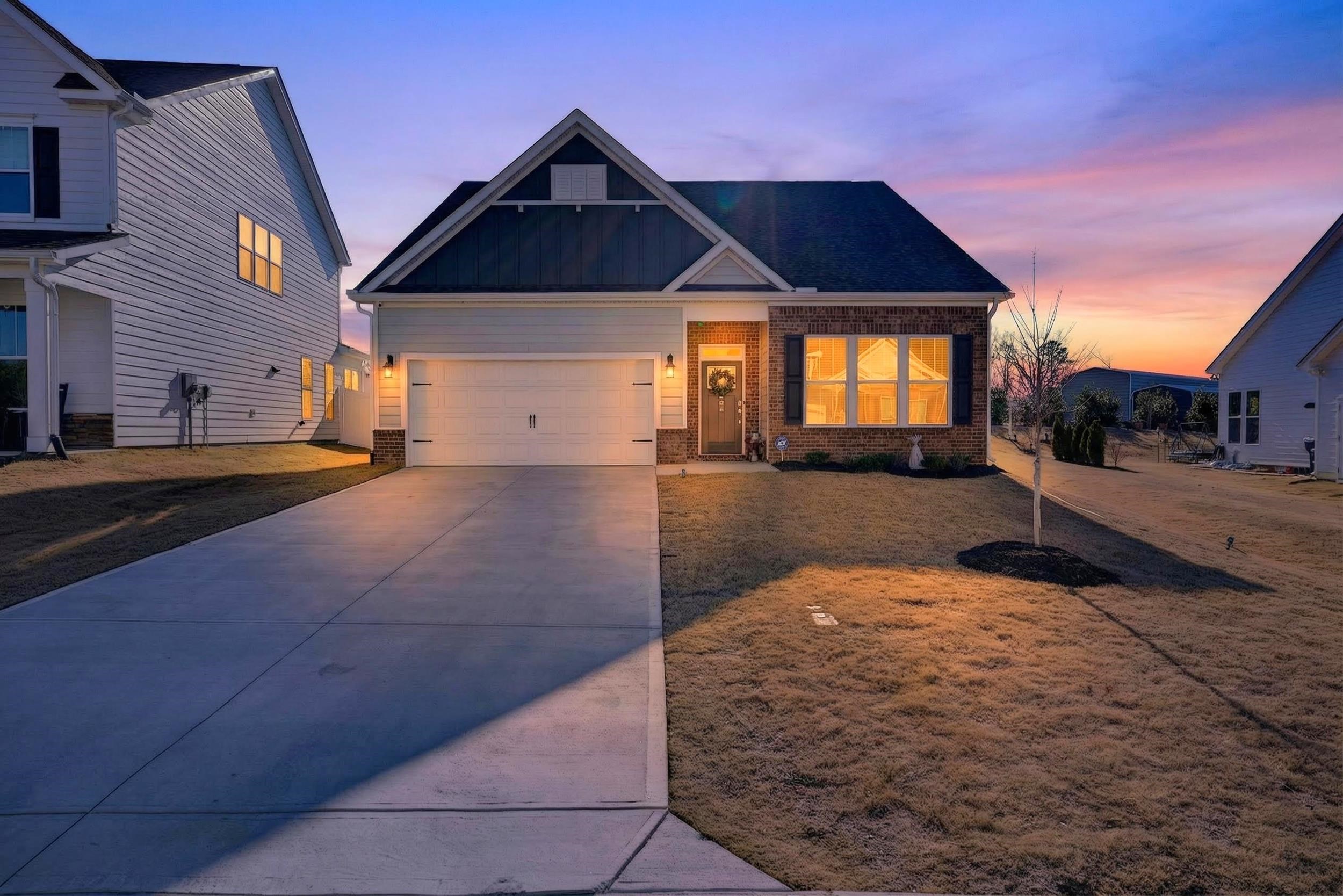 305 Addie Court Woodruff, SC 29388 - Photo 6 of 47