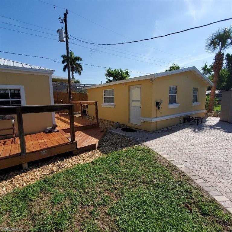 1285 Creech Road Naples, FL 34103 - Photo 15 of 22 Gallery Image 15