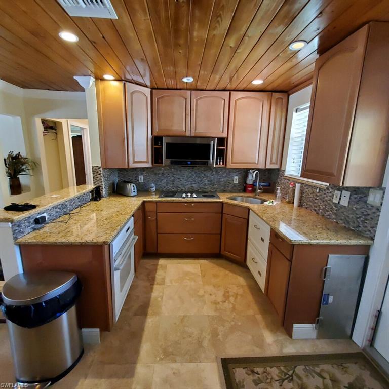 1285 Creech Road Naples, FL 34103 - Photo 4 of 22 Gallery Image 4
