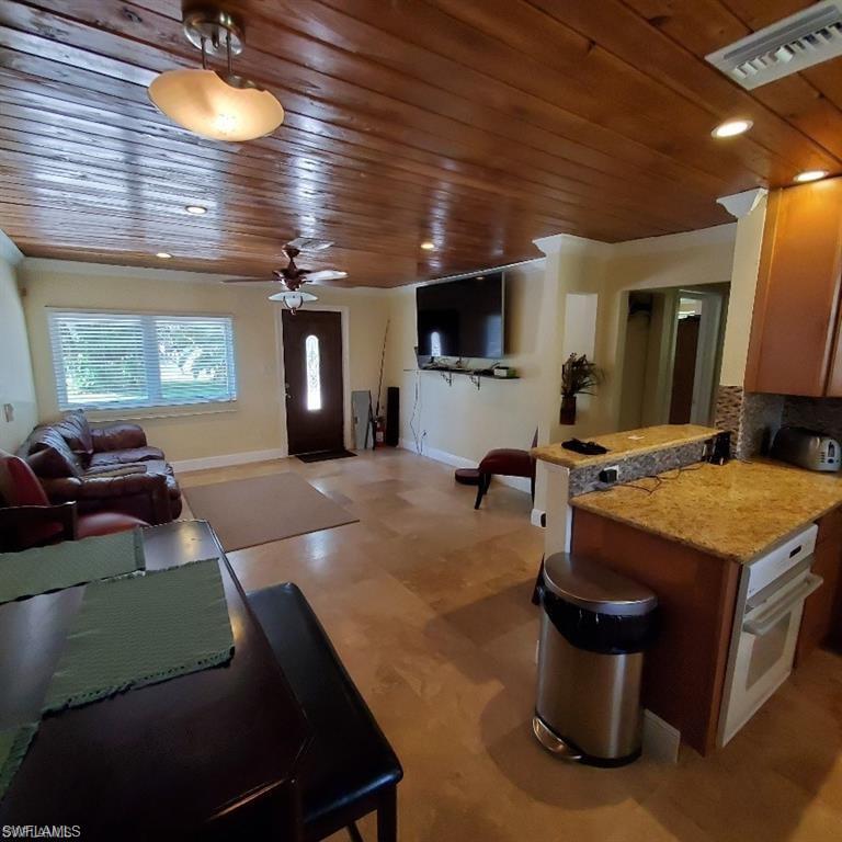 1285 Creech Road Naples, FL 34103 - Photo 5 of 22 Gallery Image 5