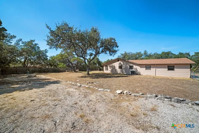 $305,000 | 1369 Lakeview Drive, Canyon Lake, TX 78133