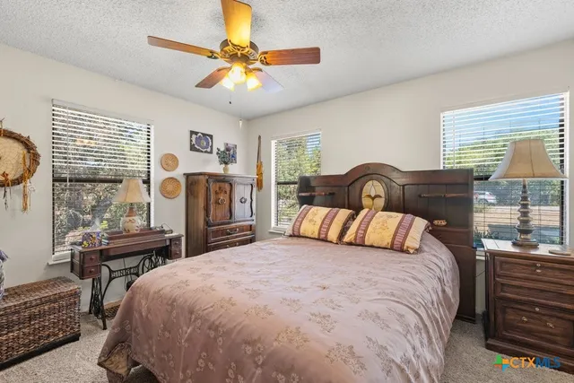 $305,000 | 1369 Lakeview Drive, Canyon Lake, TX 78133