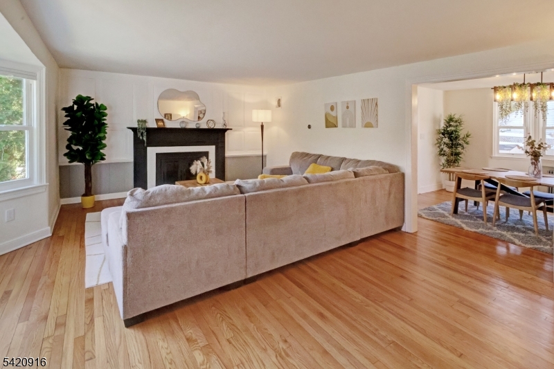 95 West Northfield Road Livingston, NJ 07039 - Photo 5 of 23