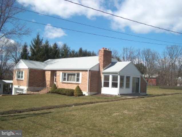 5832 Devonshire Road Harrisburg, PA 17112 - Photo 1 of 9 Gallery Image 1