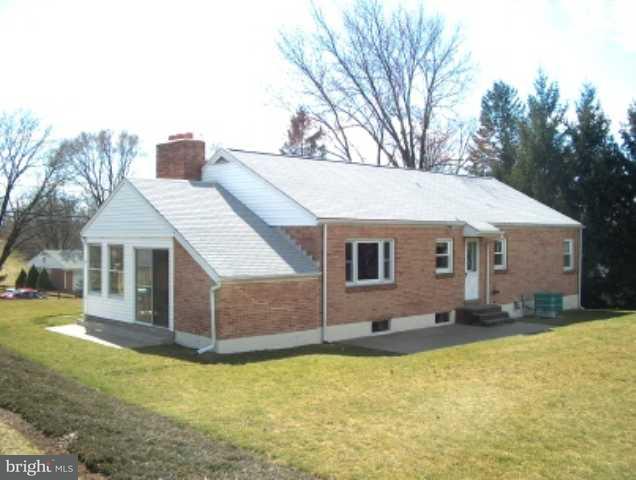 5832 Devonshire Road Harrisburg, PA 17112 - Photo 8 of 9 Gallery Image 8