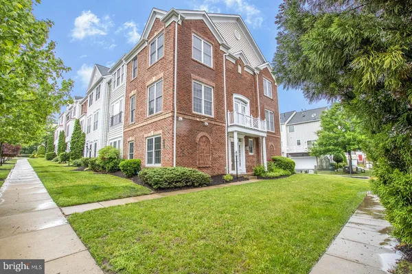 $3,400 | 14741 Potomac Branch Drive, Woodbridge, VA 22191