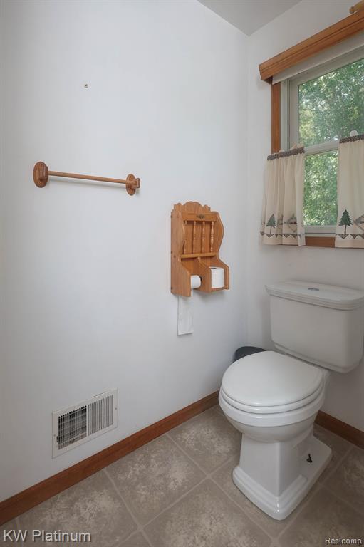 7448 Avoca Road North Street, MI 48049 - Photo 12 of 48