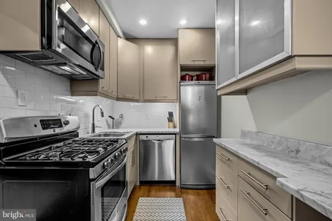 $445,000 | 1726 17th Street Northwest, Unit 201, Washington, DC 20009