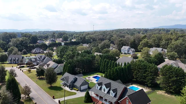 $598,900 | 201 East Tennant Circle, Chickamauga, GA 30707