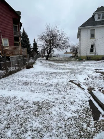 $60,000 | 352 Como Avenue, St. Paul, MN 55103