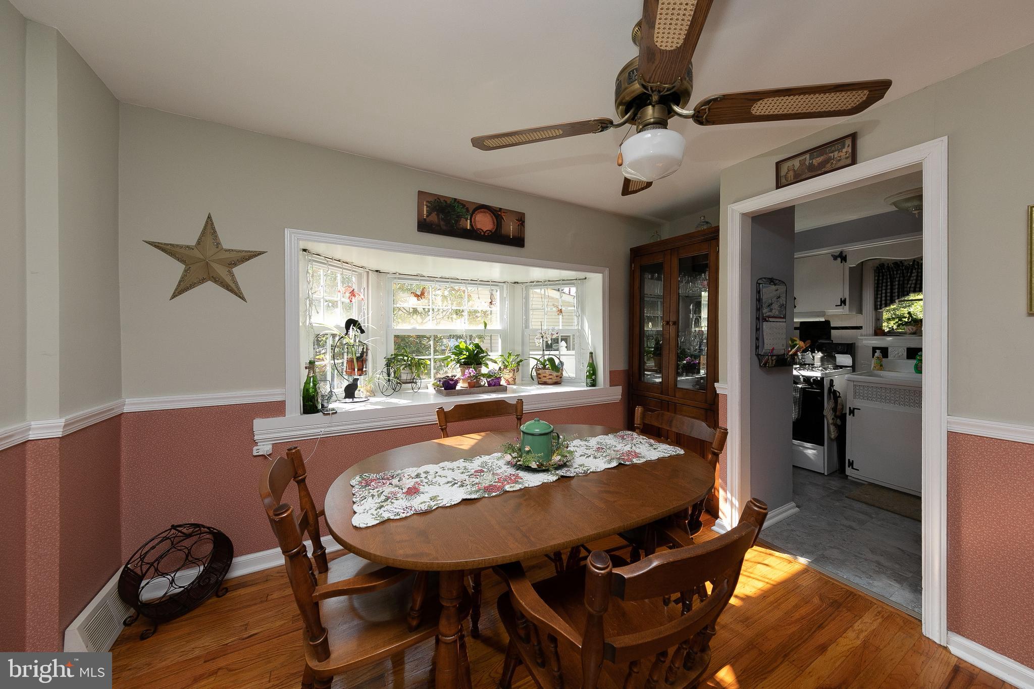1229 Bruce Road Oreland, PA 19075 - Photo 4 of 26 Gallery Image 4