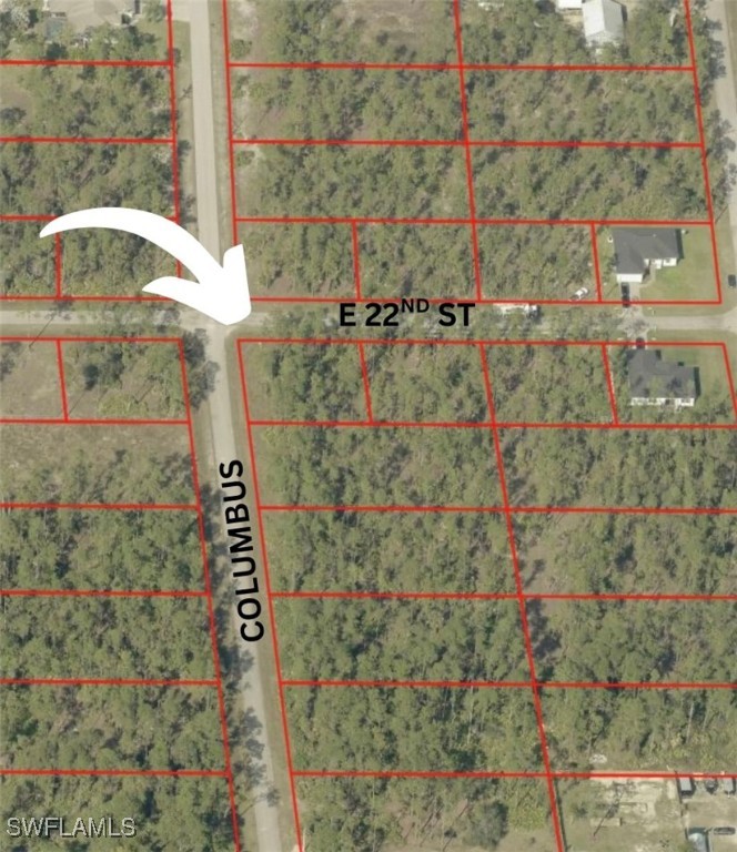 3100 East 22nd Street Alva, FL 33920 - Photo 2 of 2 a view of a garden with a tree
