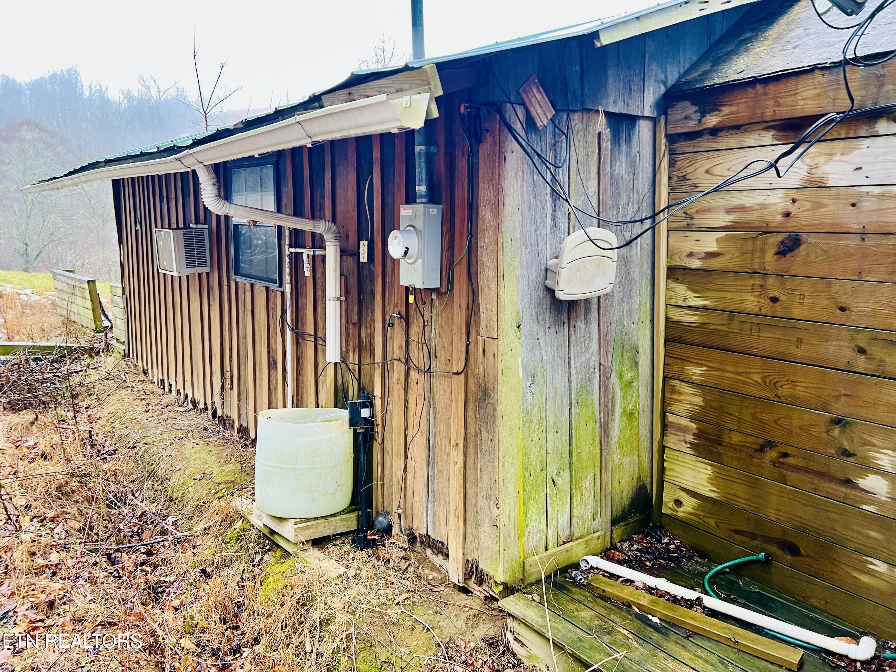 324 Vannoy Road Tazewell, TN 37879 - Photo 20 of 54 IMG_2915