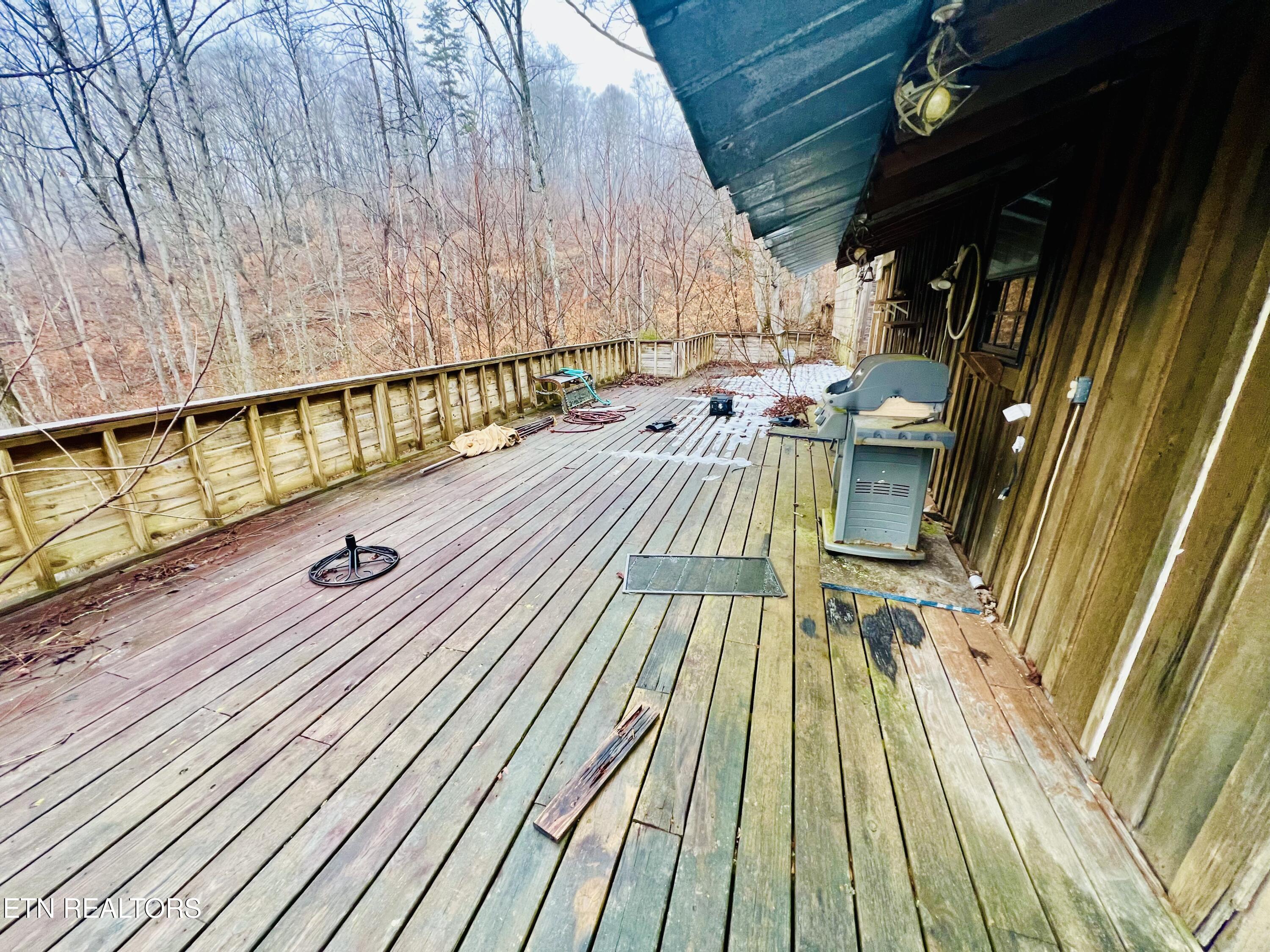 324 Vannoy Road Tazewell, TN 37879 - Photo 22 of 54 IMG_2918