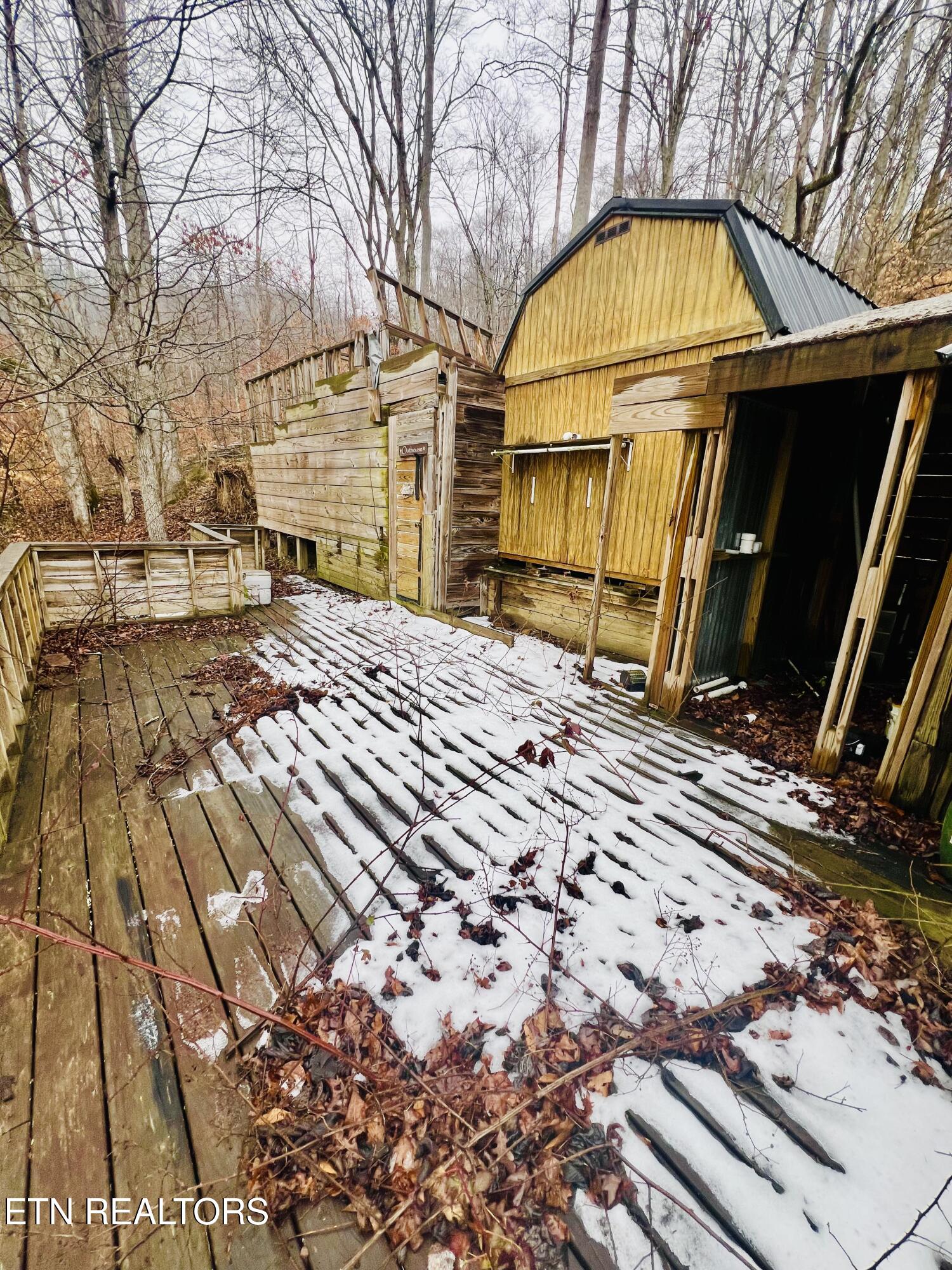 324 Vannoy Road Tazewell, TN 37879 - Photo 25 of 54 IMG_2921