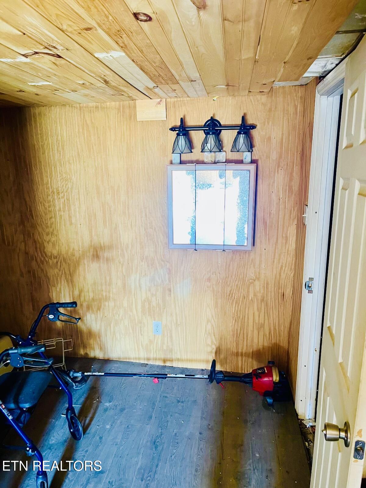 324 Vannoy Road Tazewell, TN 37879 - Photo 45 of 54 IMG_6888