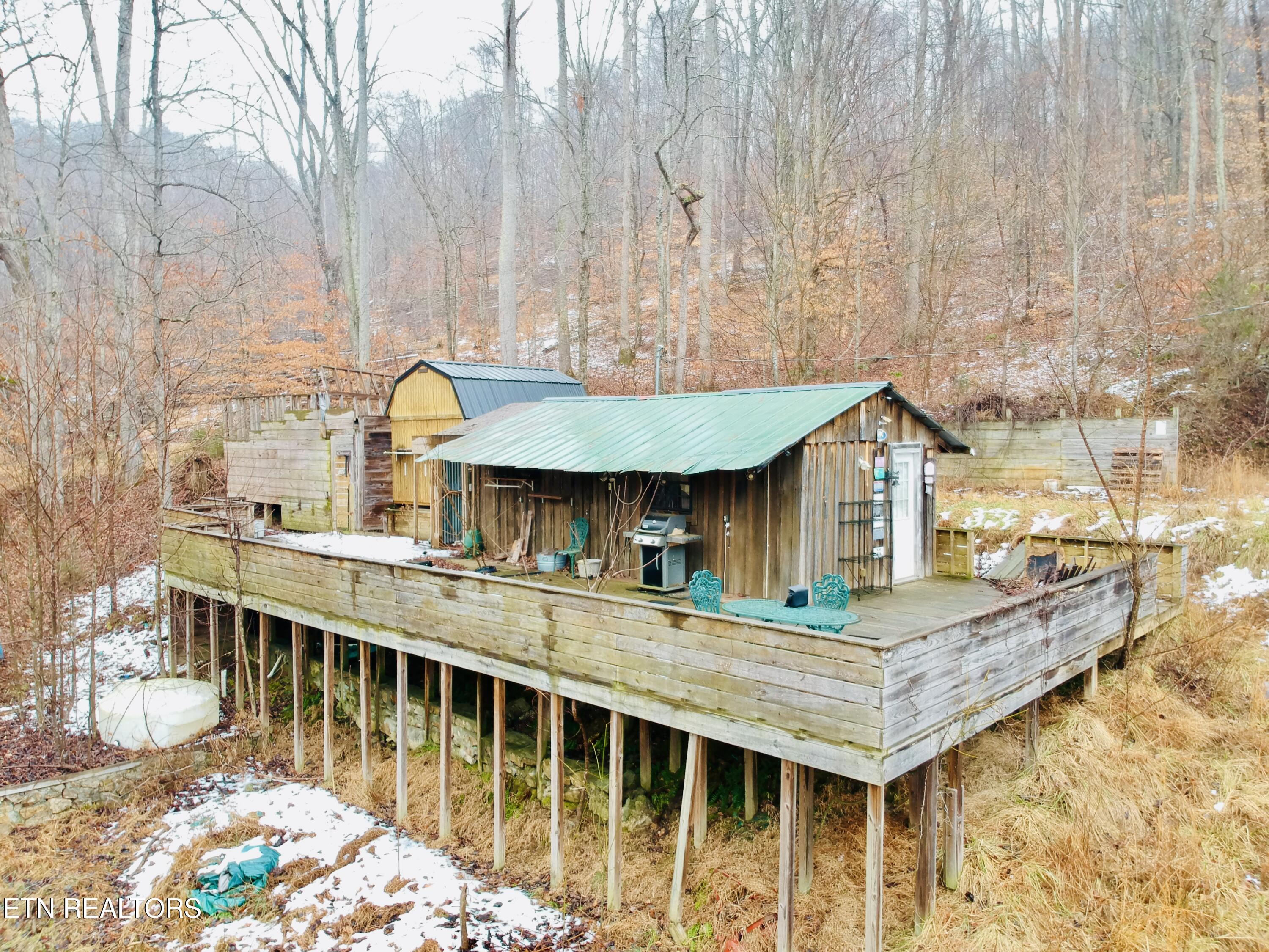 324 Vannoy Road Tazewell, TN 37879 - Photo 7 of 54 DJI_0971