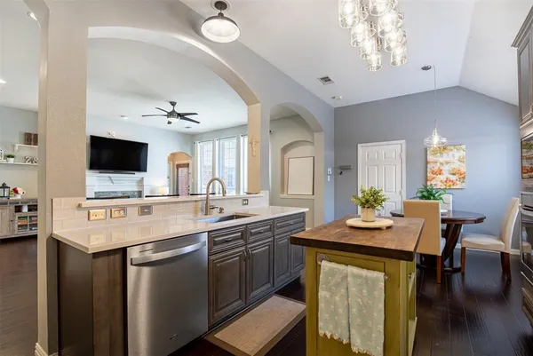 $460,000 | 6425 Radslow Drive, Frisco, TX 75035