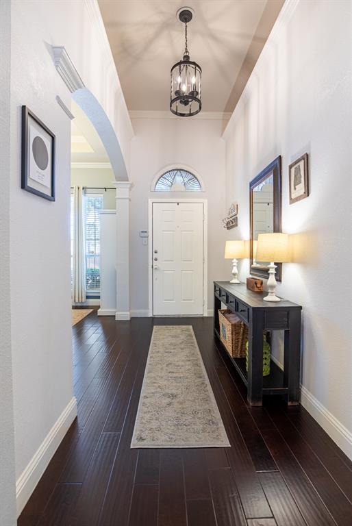 6425 Radslow Drive Frisco, TX 75035 - Photo 2 of 34 Grand entry with tall ceilings welcome you home.