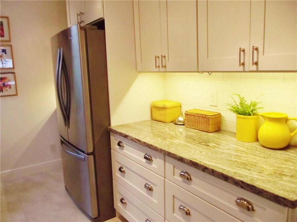 1950 Southwest Palm City Road, Unit 11306 Stuart, FL 34994 - Photo 9 of 36