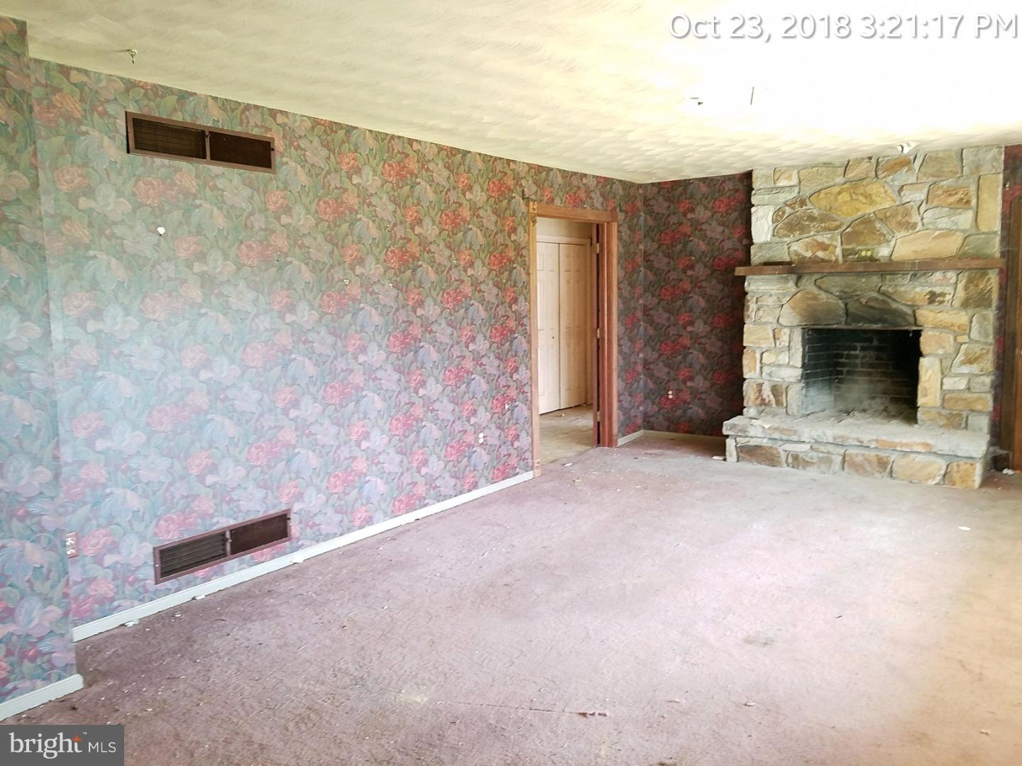 482 West Christine Road Nottingham, PA 19362 - Photo 14 of 25 Family Room