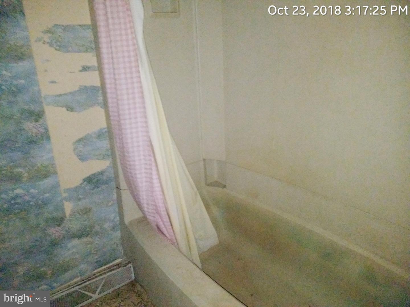 482 West Christine Road Nottingham, PA 19362 - Photo 19 of 25 Bathroom