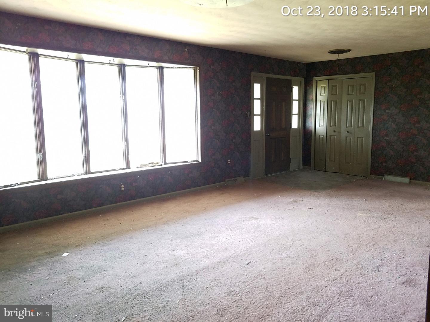 482 West Christine Road Nottingham, PA 19362 - Photo 23 of 25 Living Room