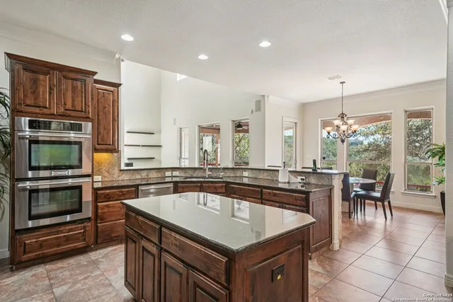 $1,375,000 | 718 Ruidosa Downs, Helotes, TX 78023