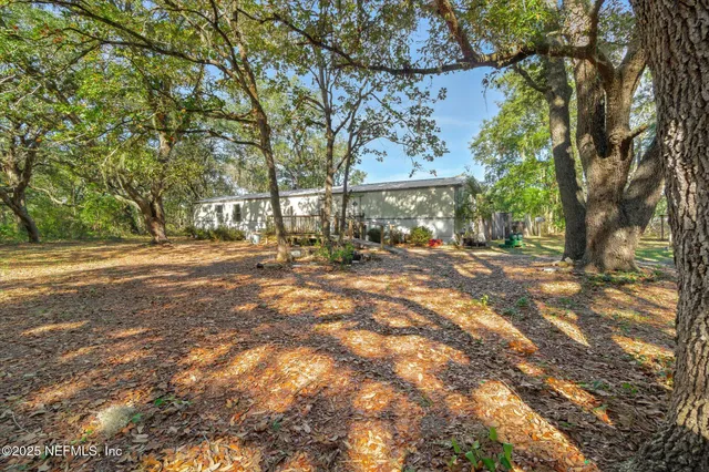 a view of a outdoor space