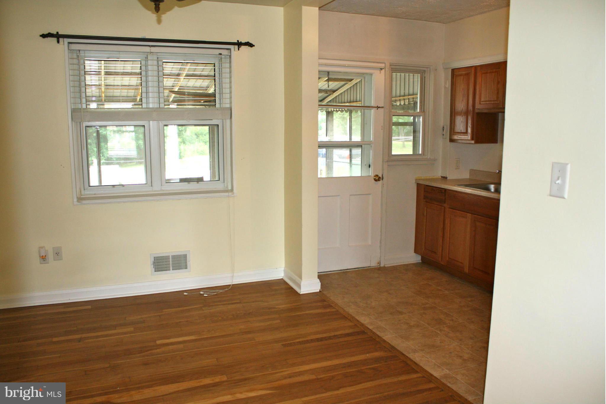 7807 Charlesmont Road Baltimore, MD 21222 - Photo 6 of 22 Kitchen