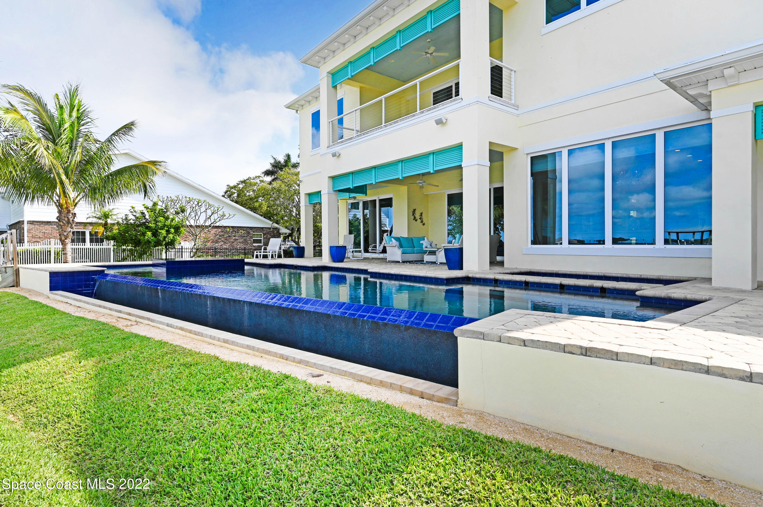 4325 Randon Lane Merritt Island, FL 32952 - Photo 14 of 68 Disappearing Edge Pool