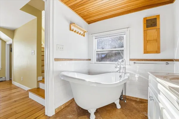 $520,000 | 7 Swamp Road, Plymouth, MA 02360